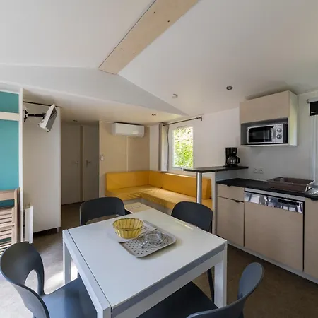 Camping Paradis Vallee Du Lot *